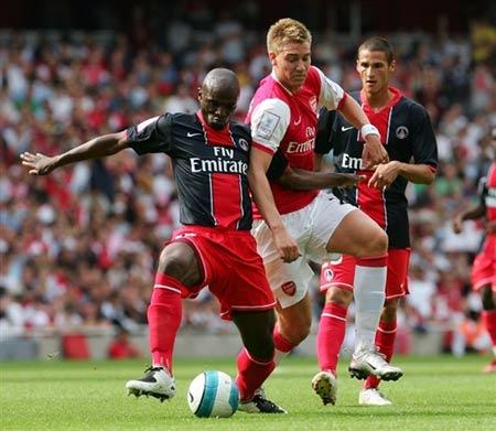 他的表现不 他的表现不